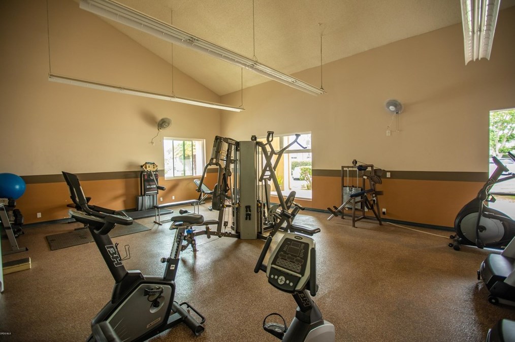 757 Reef Cir, Naval Base Ventura County CA  93041-3521 exterior