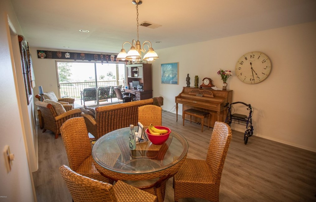 757 Reef Cir, Naval Base Ventura County, CA 93041-3521