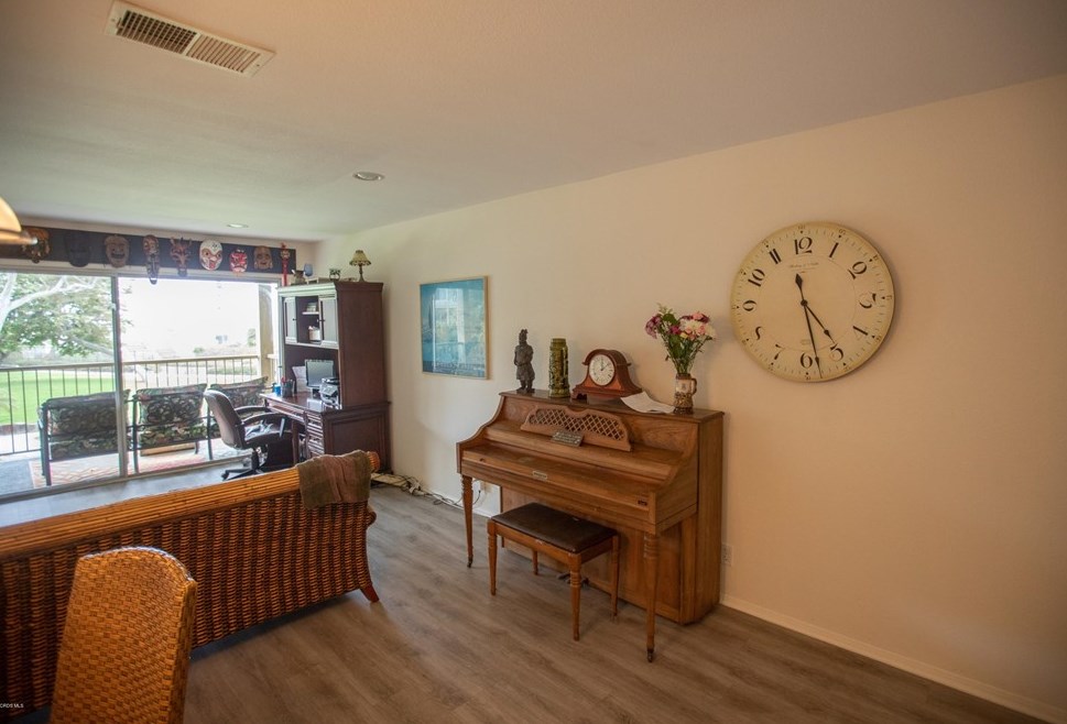 757 Reef Cir, Naval Base Ventura County CA  93041-3521 exterior