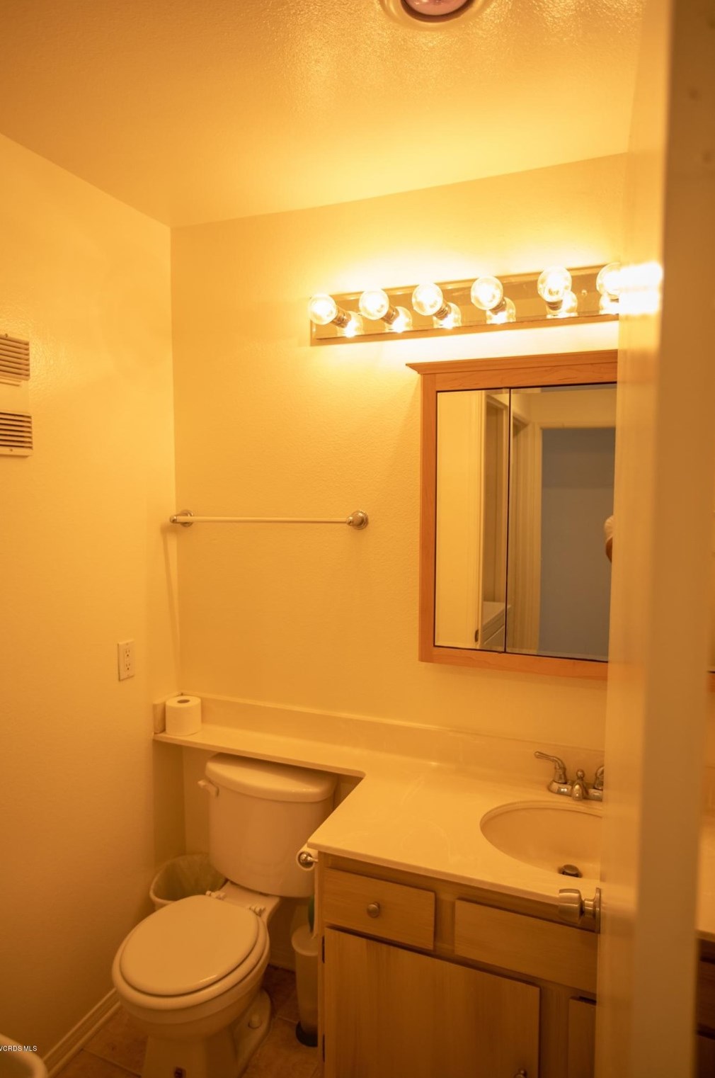 757 Reef Cir, Naval Base Ventura County CA  93041-3521 exterior