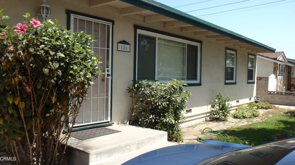 186 Stanford Ave, Oxnard, CA 93036