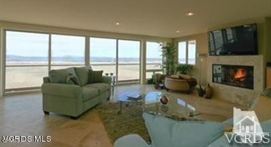 3757 Ocean Dr, Oxnard, CA 93035