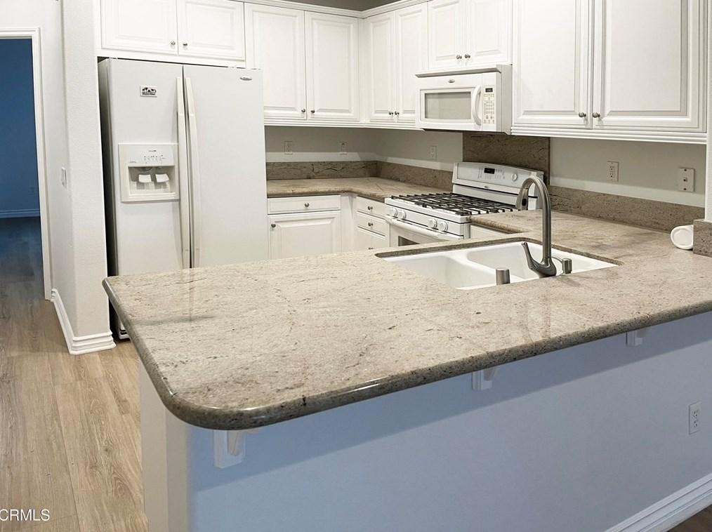 4534 Via Presidio, Camarillo, CA 93012
