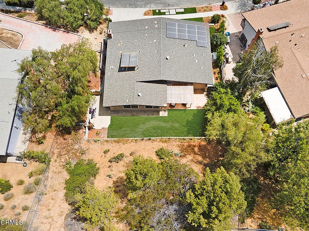 1675 Calle Artigas, Thousand Oaks CA  91360-6812 exterior