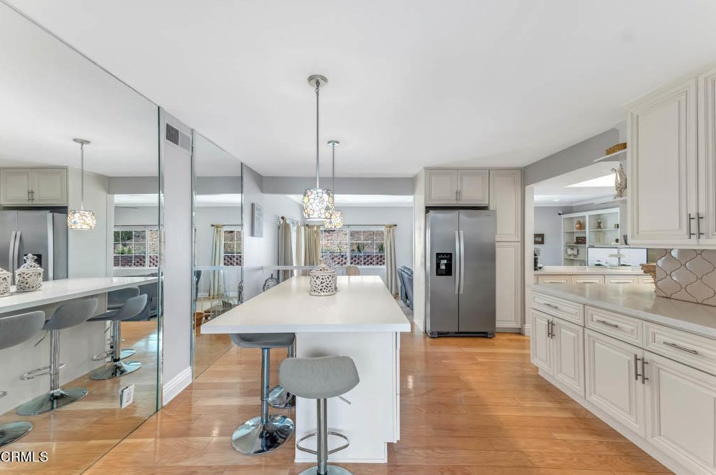 1675 Calle Artigas, Thousand Oaks CA  91360-6812 exterior