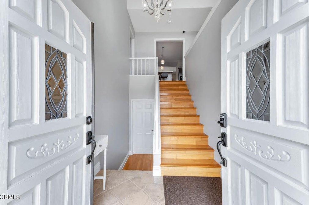 1675 Calle Artigas, Thousand Oaks CA  91360-6812 exterior