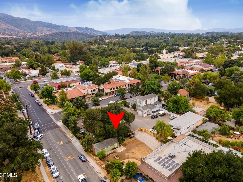 207 Montgomery St, Ojai, CA 93023-2743