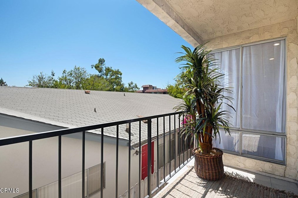 510 N Jackson St #203, Glendale, CA 91206