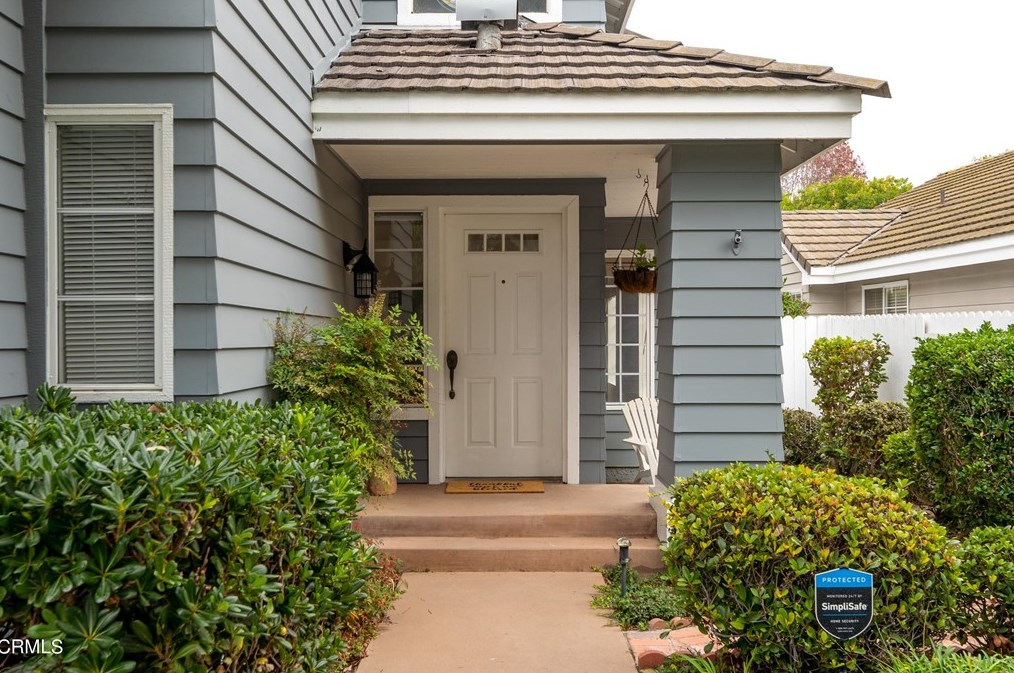 2538 Seacove Ct, Naval Base Ventura County, CA 93041-2154