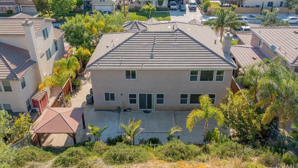 11734 Navel Ave, Moreno Valley CA  92557-6627 exterior