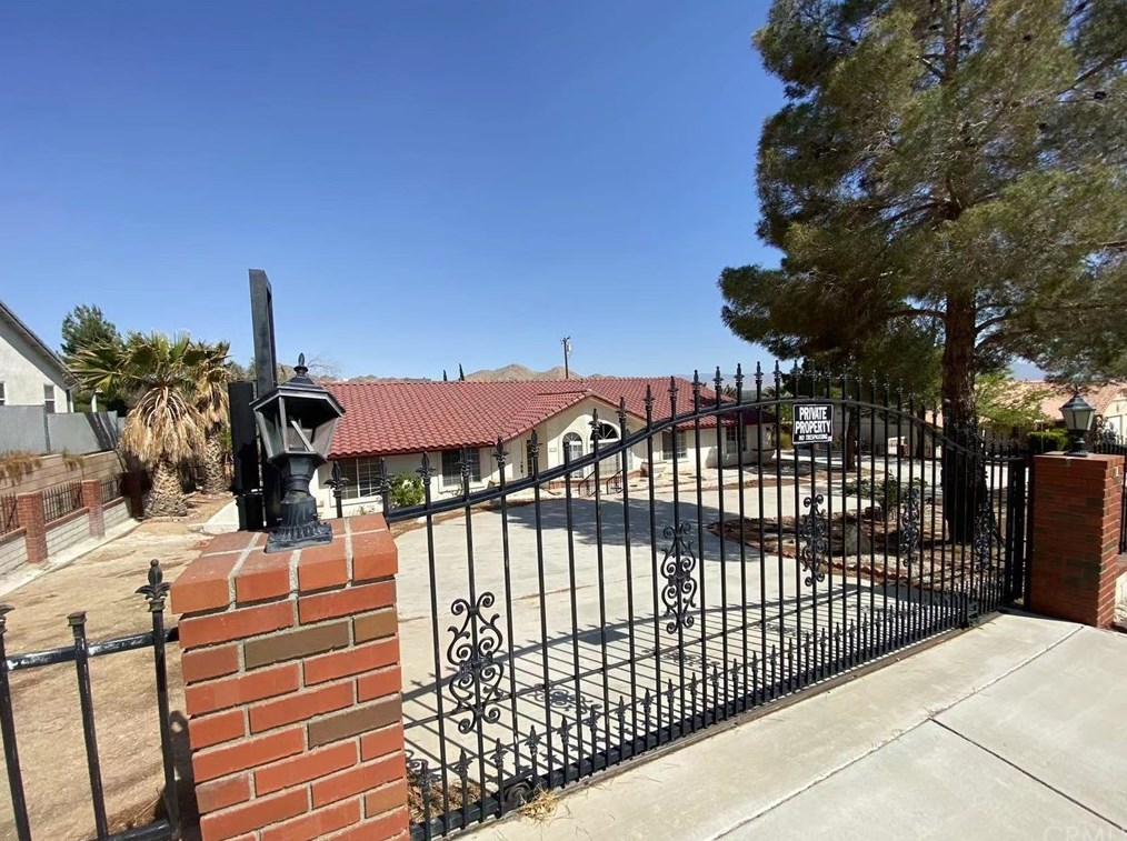 16691 Kasson Rd, Apple Valley, CA 92307-1550