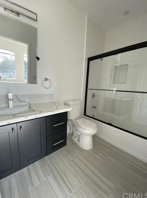 236 Park View St, Los Angeles CA  90057-2019 exterior