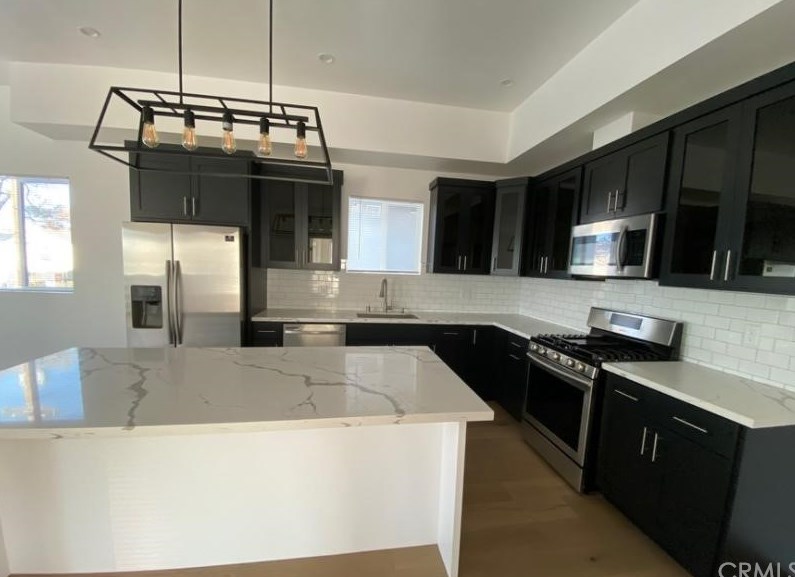 236 Park View St, Los Angeles CA  90057-2019 exterior