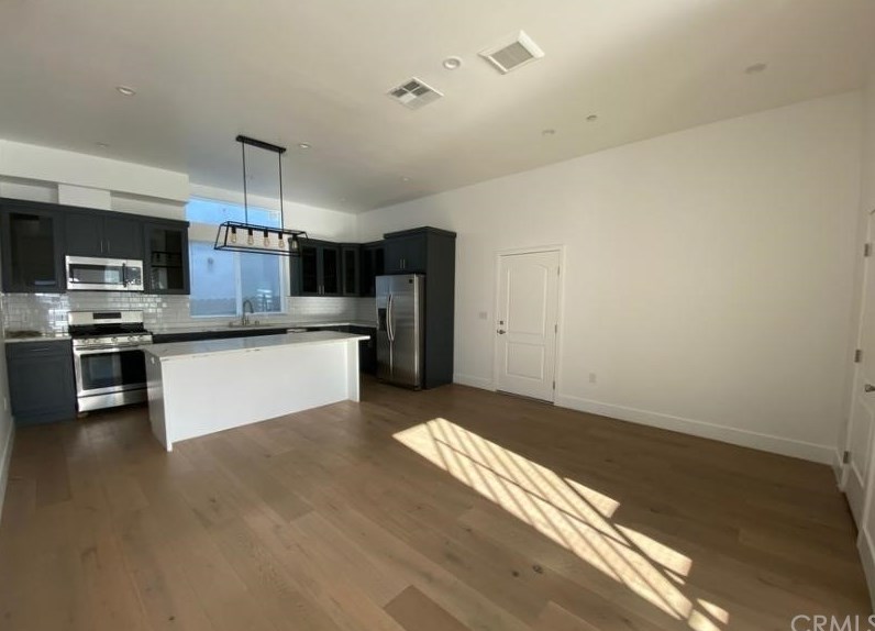 236 Park View St, Los Angeles CA  90057-2019 exterior
