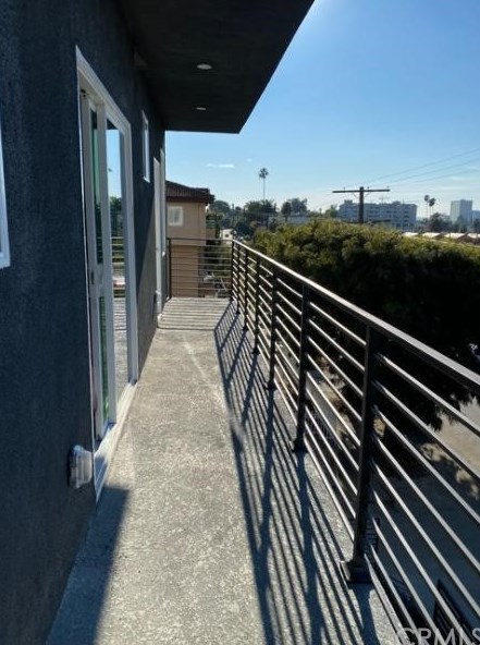 236 Park View St, Los Angeles CA  90057-2019 exterior