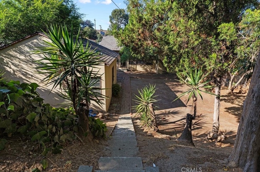 362 Coral View St, Monterey Park, CA 91755-6755