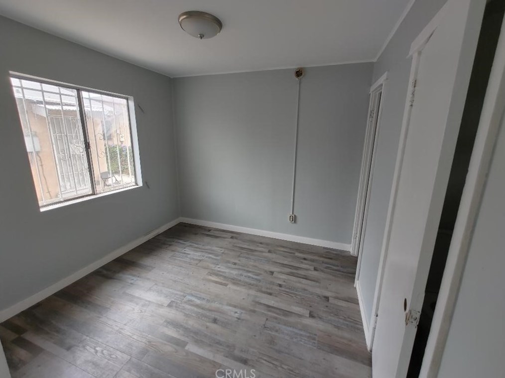 1204 69th St, Los Angeles CA  90001-1634 exterior