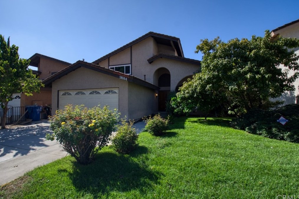 18164 Arminta St, Los Angeles CA  91335-2008 exterior