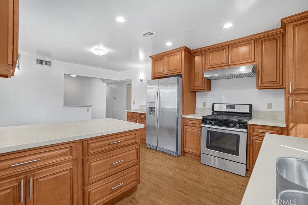 5066 1/2 Sereno Dr, Temple City, CA 91780