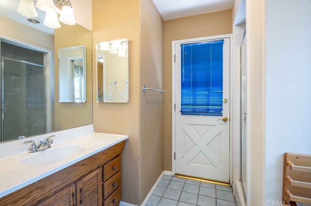 221 Shamrock Ave, Monrovia CA  91016-3026 exterior