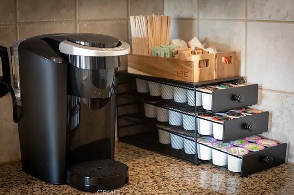 6366 Murrieta Ave, Yucca Valley CA  92284-4906 exterior