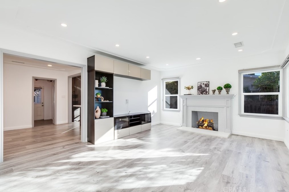 9417 Longden Ave, Temple City, CA 91780