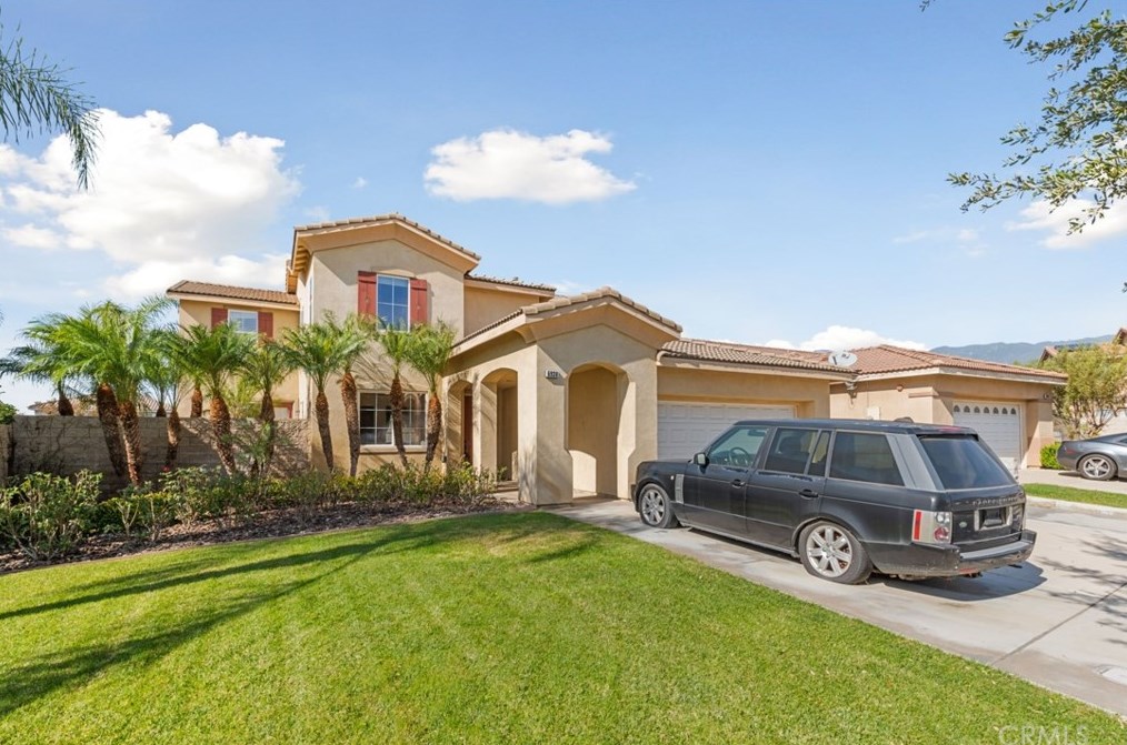 6938 Plumrose St, Fontana, CA 92336-4473