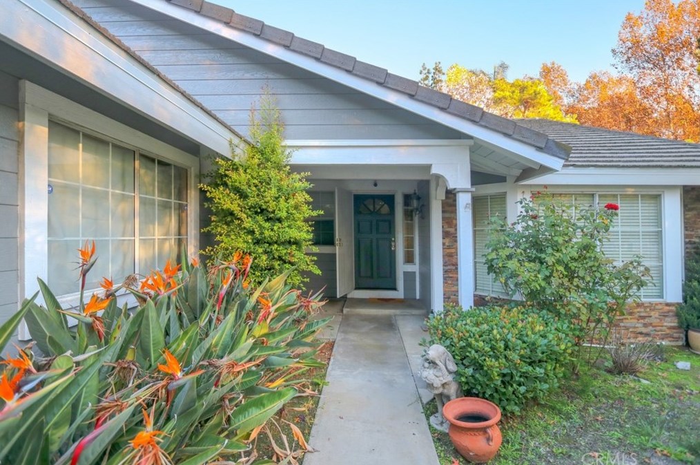 1210 N Country Hollow Dr, Walnut, CA 91789