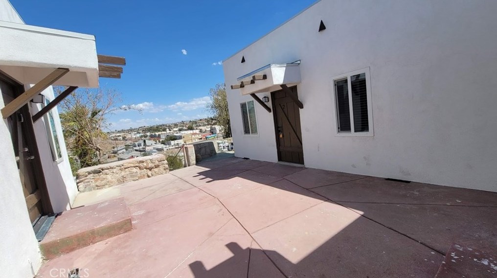 200 White St, Barstow, CA 92311-2247