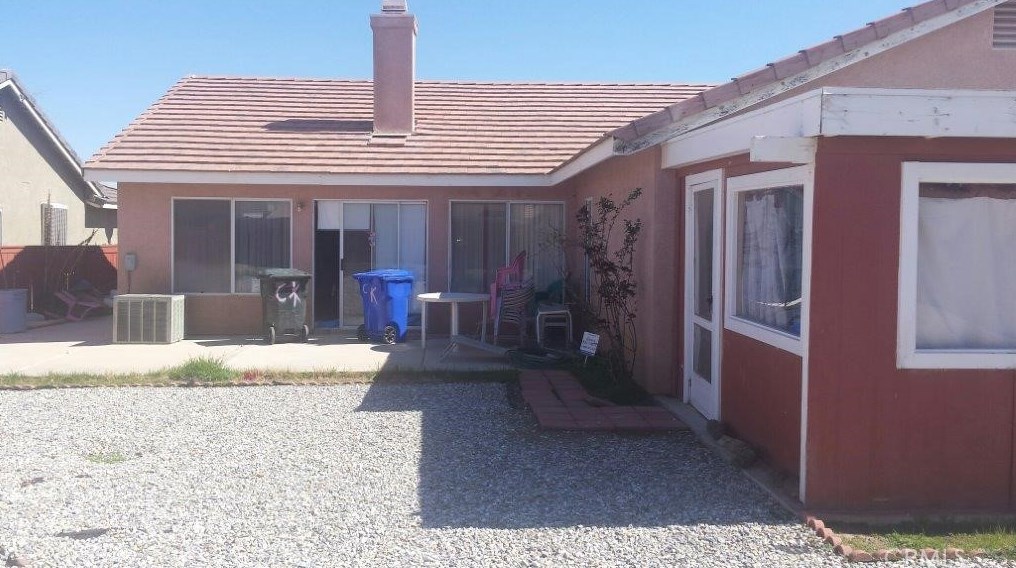 14478 Columbia Ct, El Mirage, CA 92301-3691