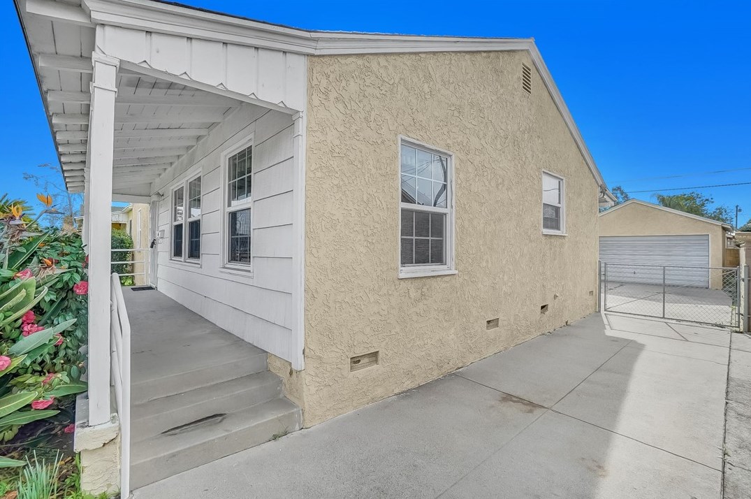 512 Markland Dr, Monterey Park CA  91754-7042 exterior