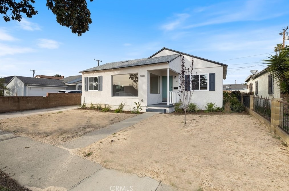1801 W Arbutus St, Compton, CA 90220