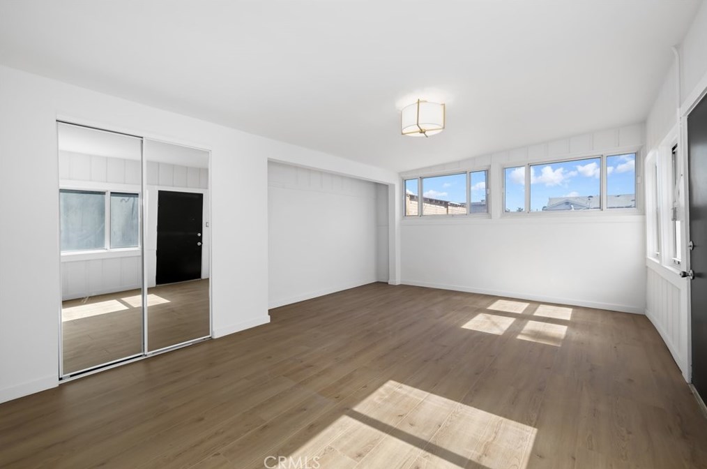 9630 Harvard, Los Angeles CA 90047-5216 exterior