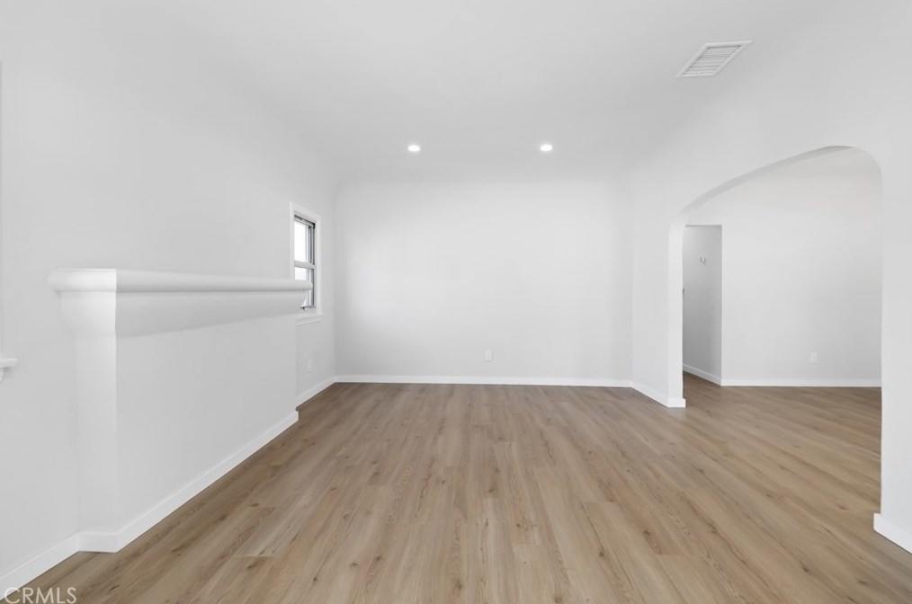 9630 Harvard, Los Angeles CA 90047-5216 exterior