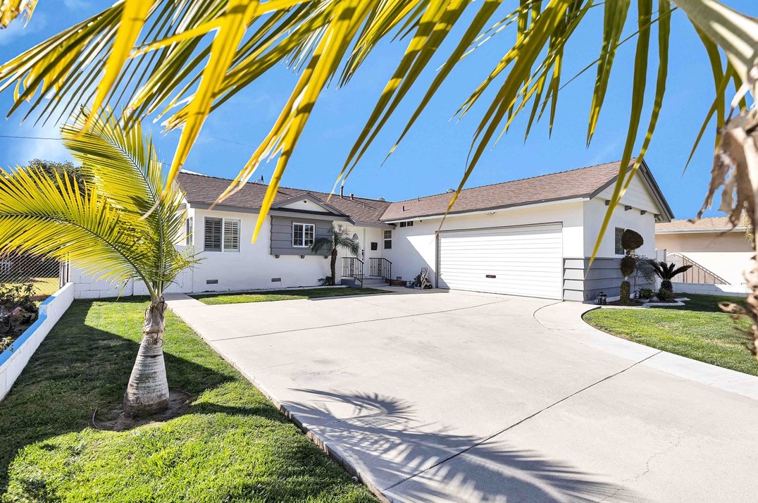 438 E Dexter St, Covina, CA 91723