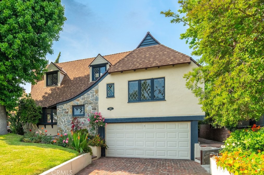 1021 W Roses Rd, San Gabriel, CA 91775