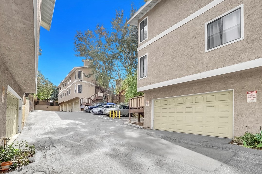 212 W Olive Ave #d, La Habra, CA 90631