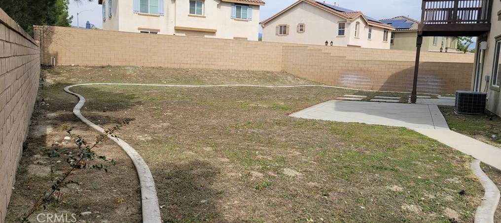 16126 Sedona Ln, Fontana CA  92336-5814 exterior