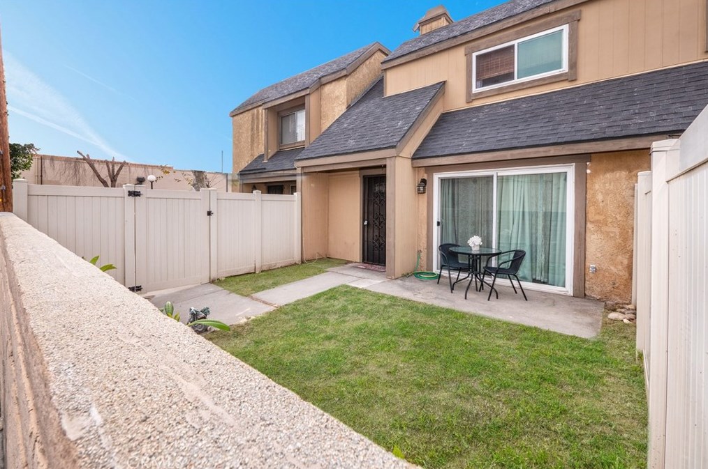 926 Sandpiper St, West Covina, CA 91790