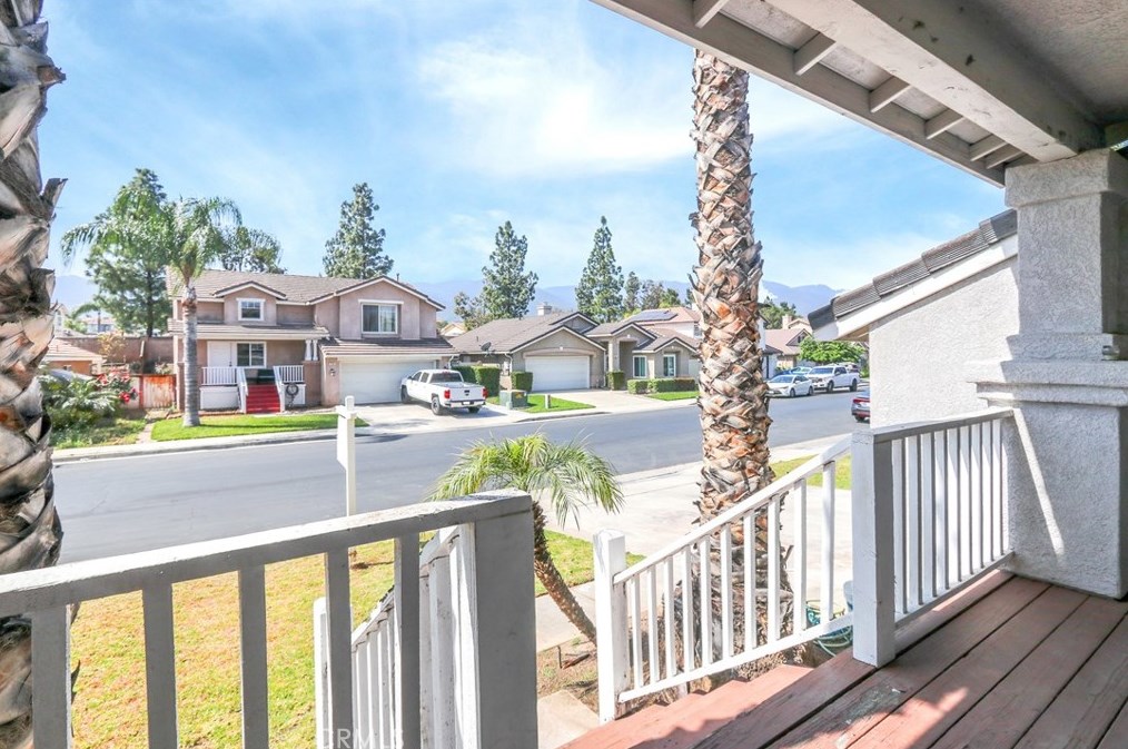 707 View Ln, Corona, CA 92881-8331