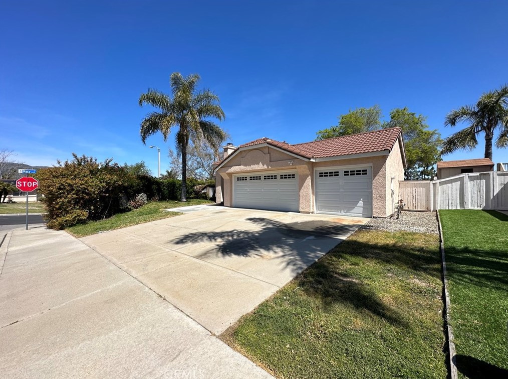 15600 Lake Terrace Dr, Lake Elsinore, CA 92530