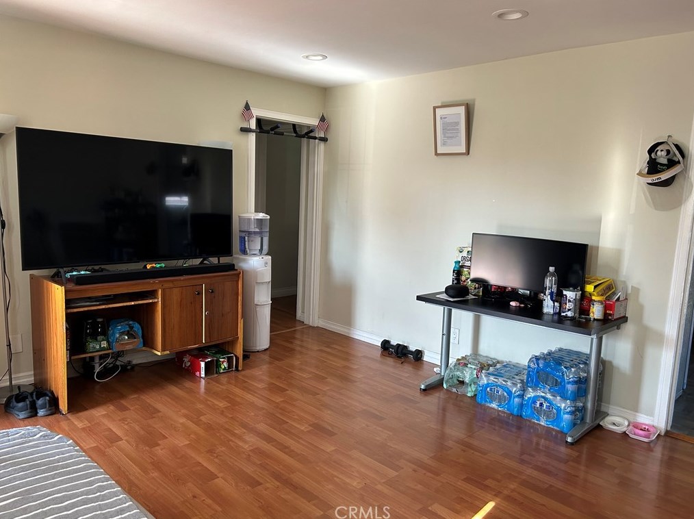 3729 Esmeralda Ave, El Monte CA  91731-2708 exterior