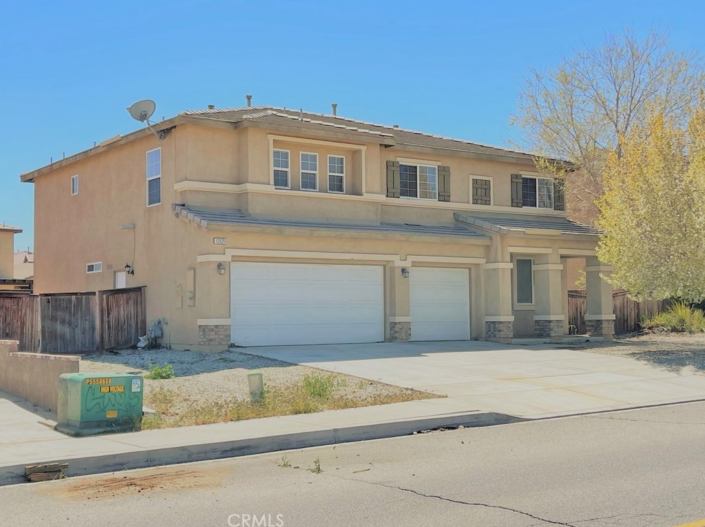 12525 Dos Palmas Rd, Victorville, CA 92392