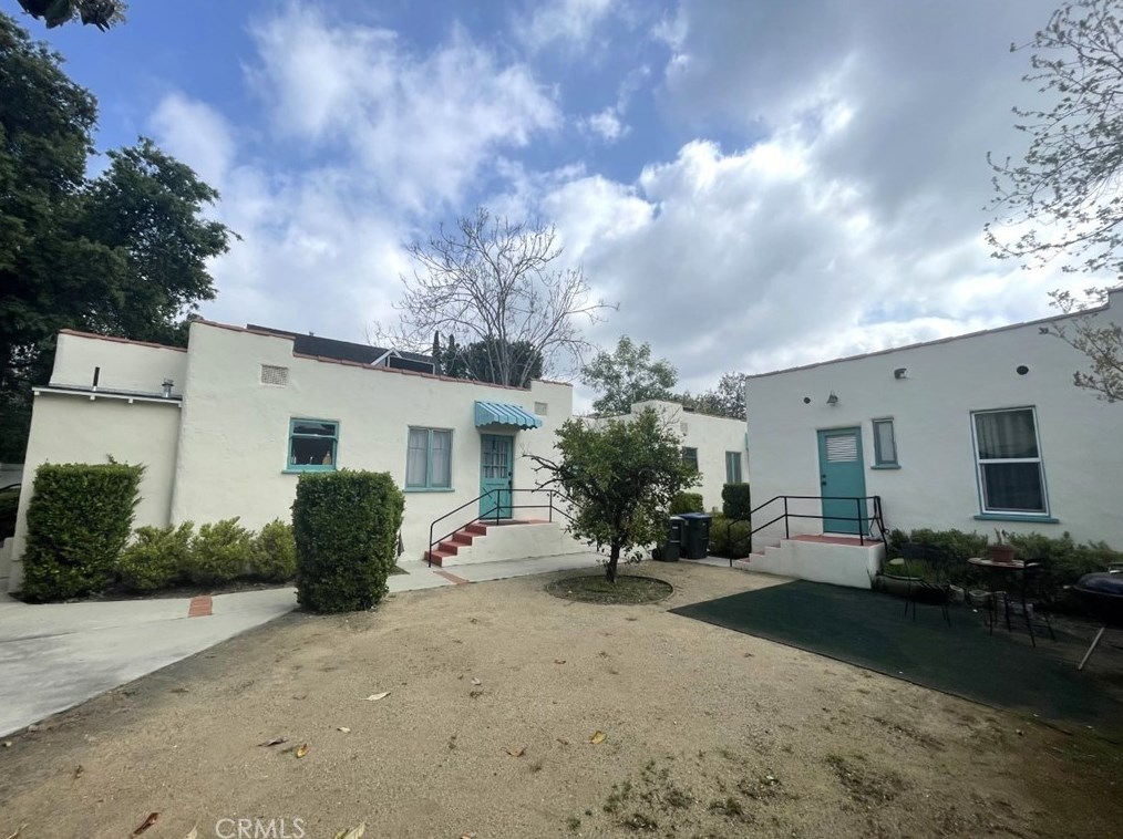 757 El Molino Ave, Pasadena CA 91106-3825 exterior