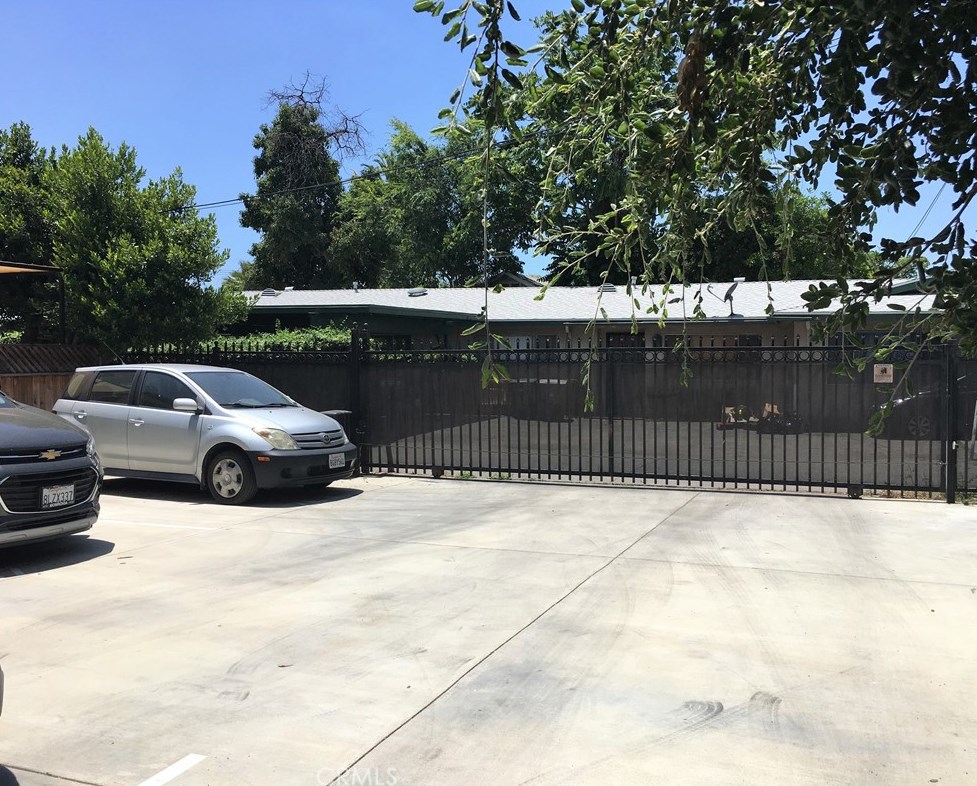 757 El Molino Ave, Pasadena CA 91106-3825 exterior