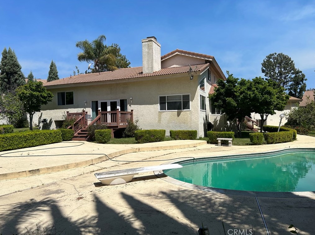 690 Ocean View Ct, Upland, CA 91784