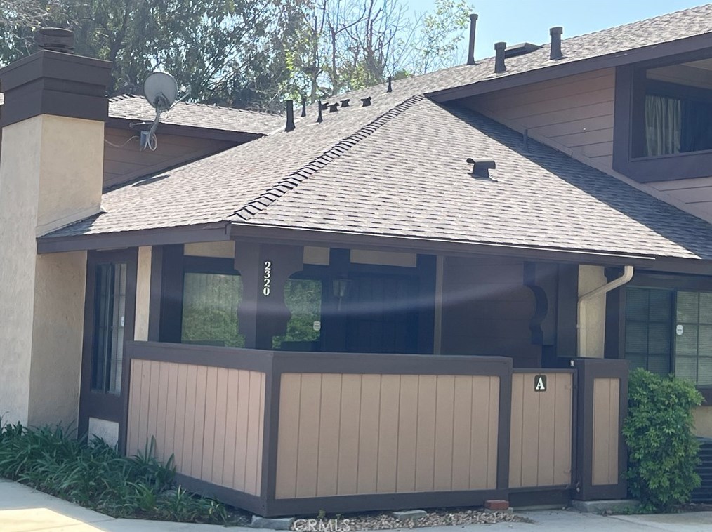 2320 Presado Dr, Pomona, CA 91765-3194