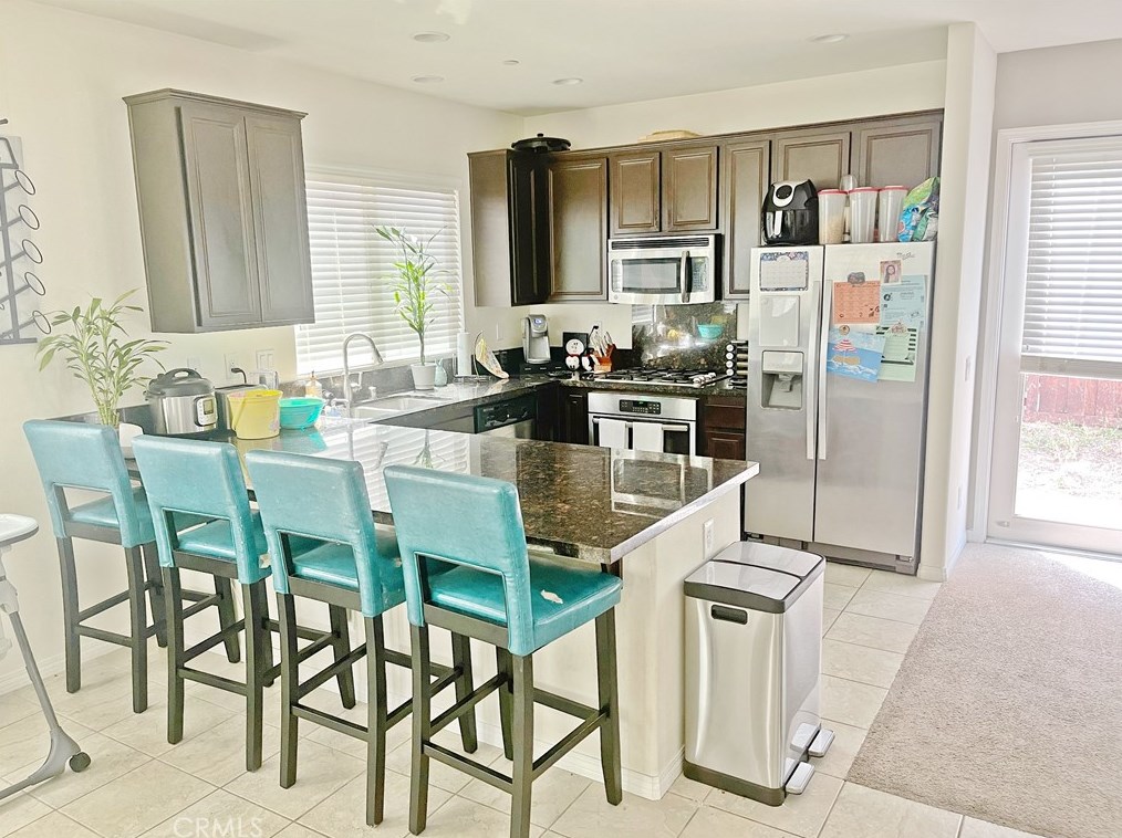 828 Matthys Way, Upland, CA 91784