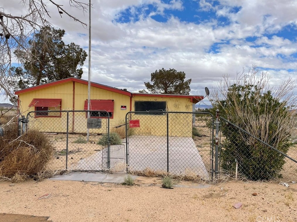 34263 Orton St, Newberry Springs, CA 92365-9665