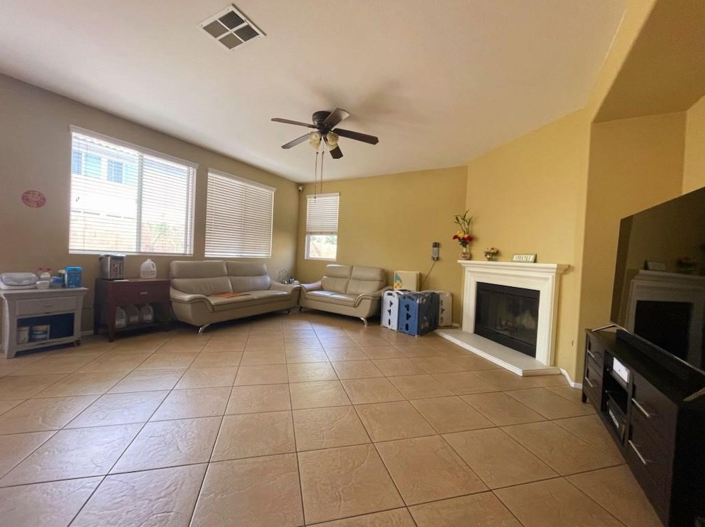 6257 Kaisha St, Corona, CA 92880